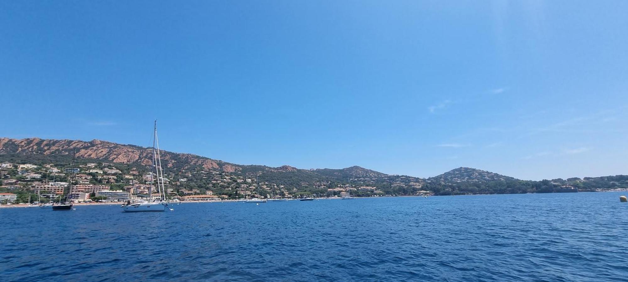 Agay Cap Esterel Village Allee Fleurs - F2 Clim Vue Golf Et Mer - Grande Terrasse Plein Sud Saint-Raphaël 外观 照片