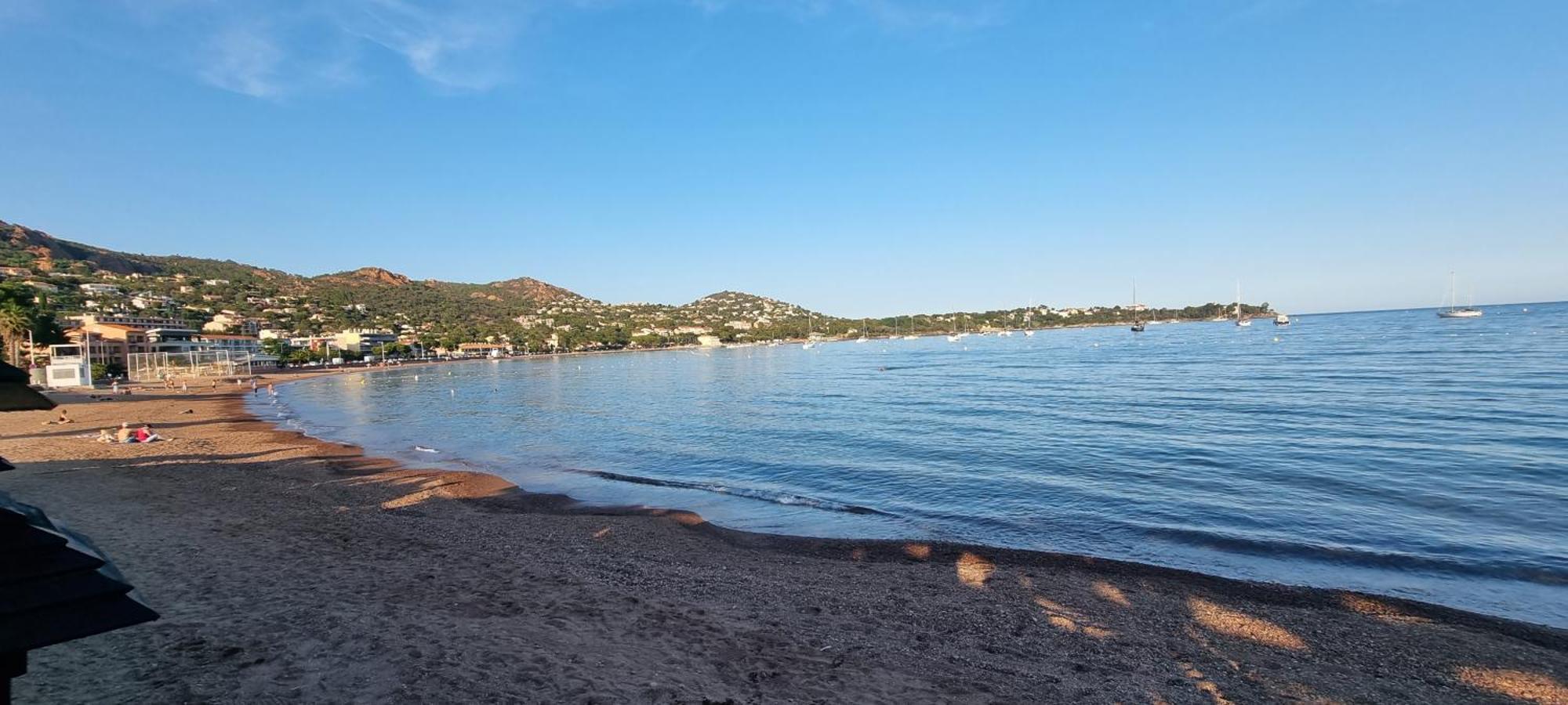 Agay Cap Esterel Village Allee Fleurs - F2 Clim Vue Golf Et Mer - Grande Terrasse Plein Sud Saint-Raphaël 外观 照片