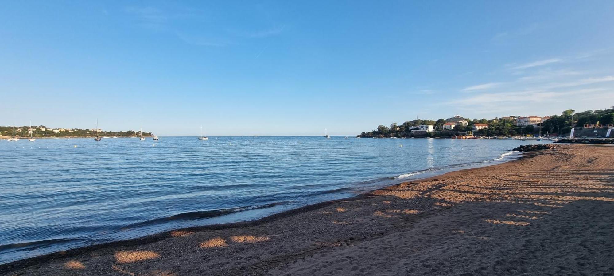 Agay Cap Esterel Village Allee Fleurs - F2 Clim Vue Golf Et Mer - Grande Terrasse Plein Sud Saint-Raphaël 外观 照片