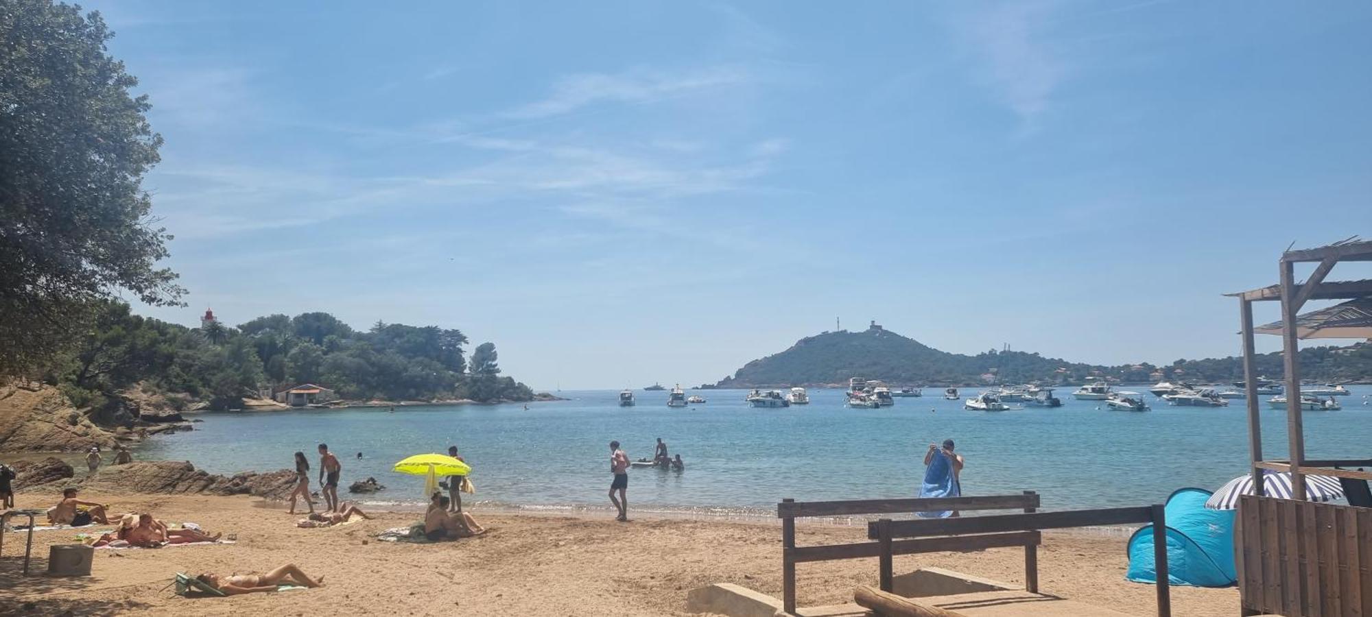 Agay Cap Esterel Village Allee Fleurs - F2 Clim Vue Golf Et Mer - Grande Terrasse Plein Sud Saint-Raphaël 外观 照片
