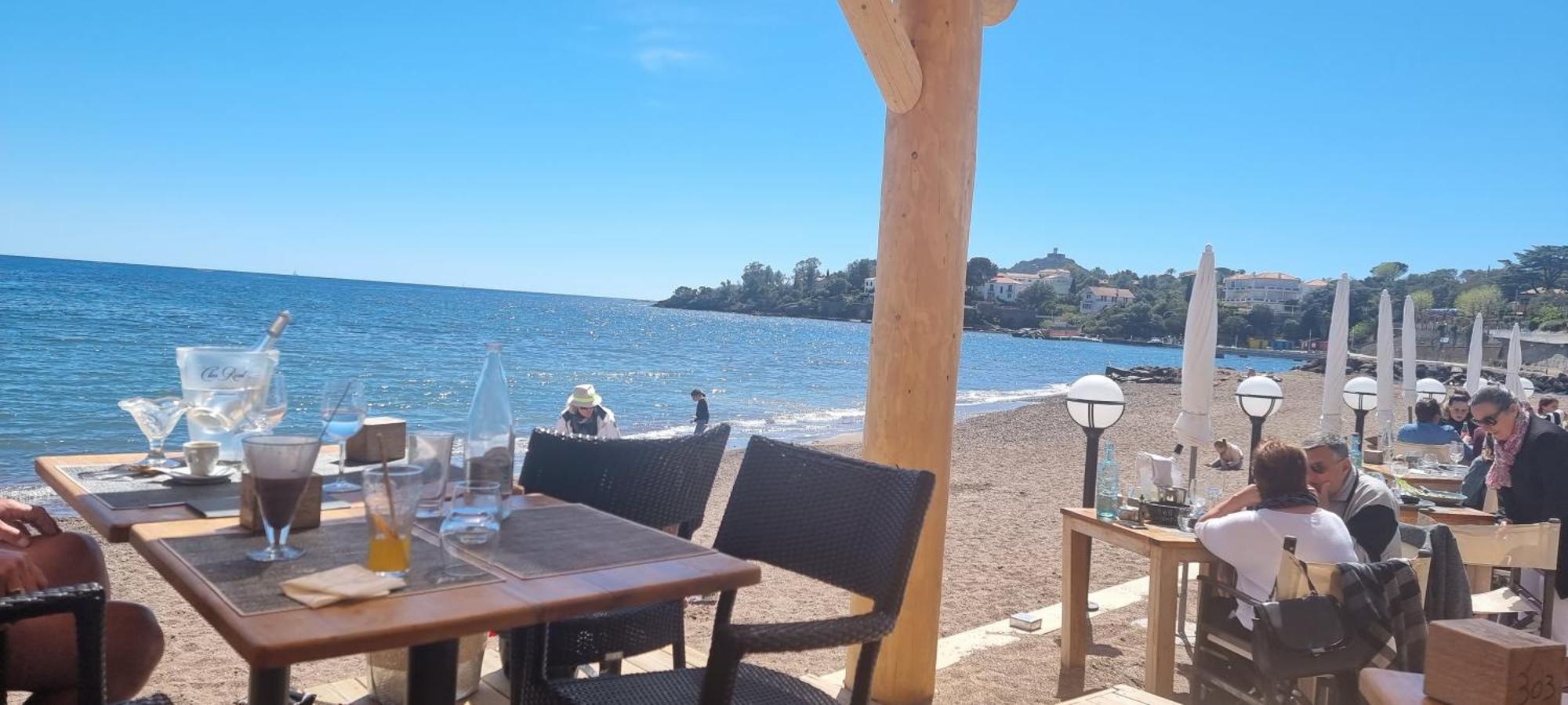 Agay Cap Esterel Village Allee Fleurs - F2 Clim Vue Golf Et Mer - Grande Terrasse Plein Sud Saint-Raphaël 外观 照片